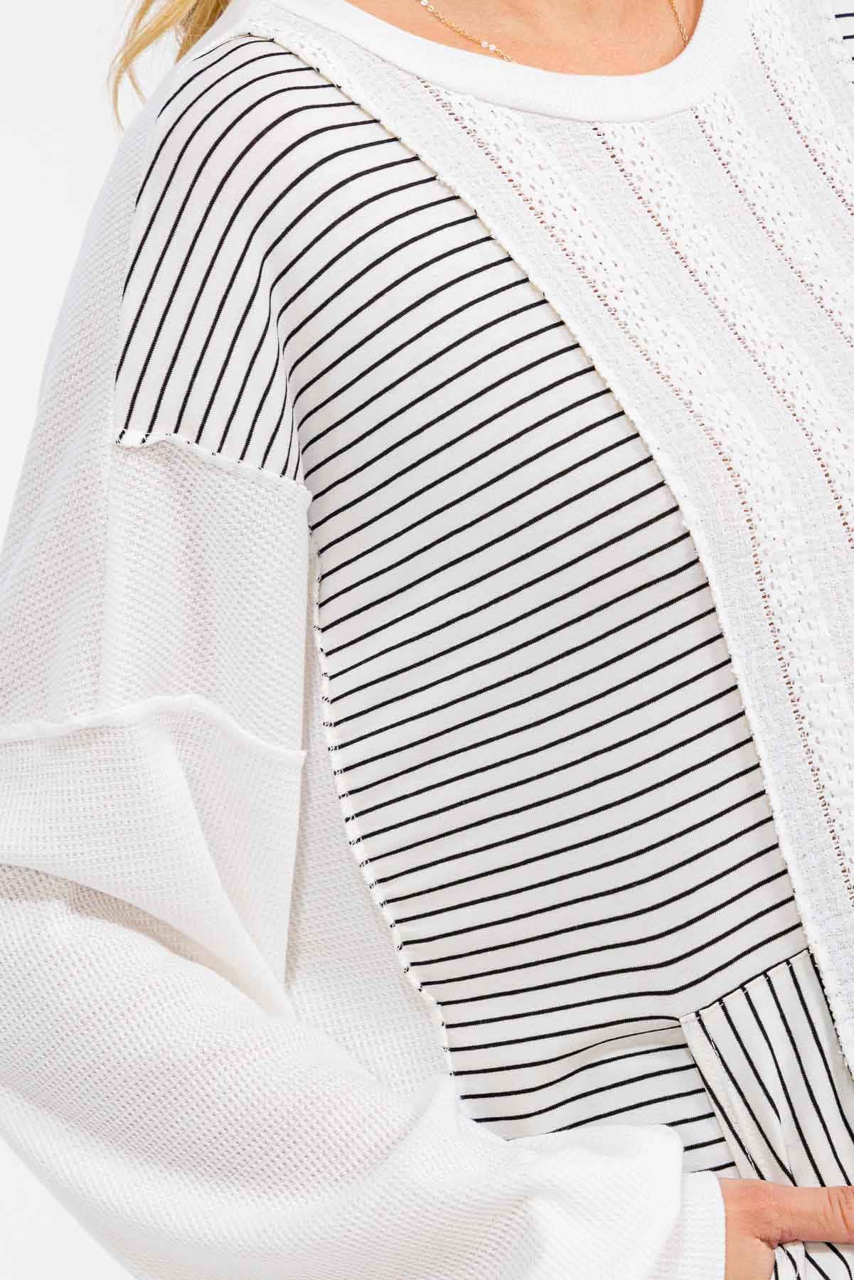Textured Stripe Contrast Knit Top T6203