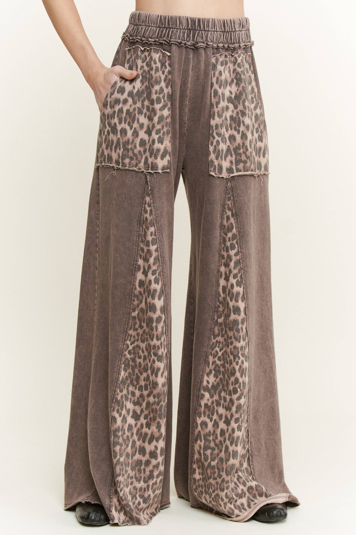 Mineral Washed Leopard Animal Print Flare Pants HP5783P1