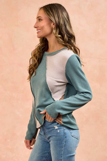 LMT4804-Bold and basic cut ou rib top