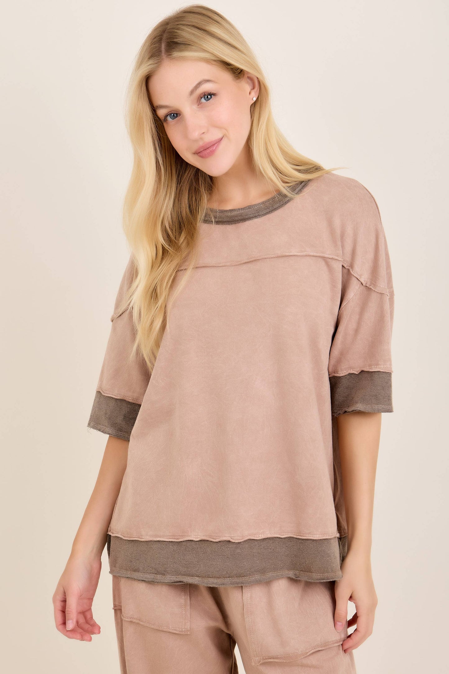 Mineral Washed Contrast Block Terry Top HT7540