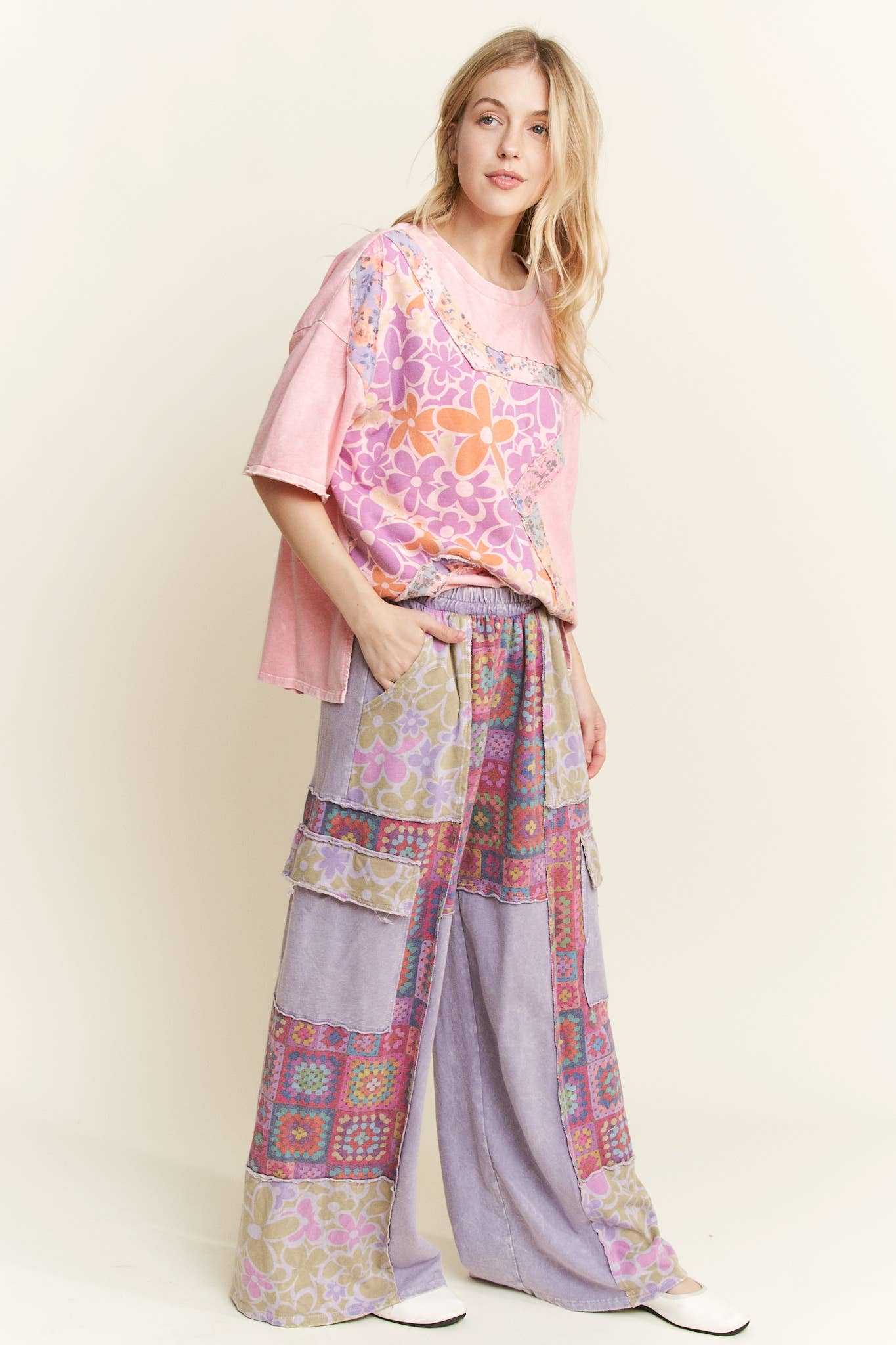 Mineral Wash Crochet Floral Printed Pants HP5758