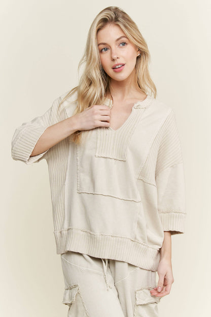 Mineral Washed Split Neckline sweatshirt HT6291