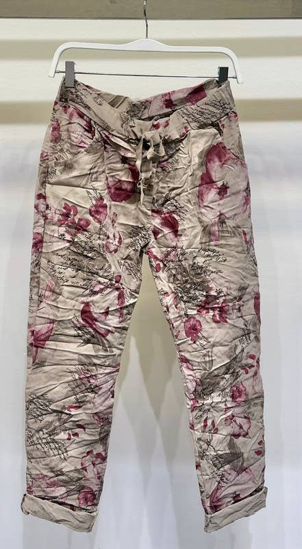 Cursive Lettering Floral Print Crinkle Joggers