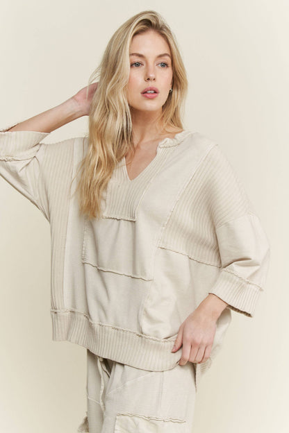 Mineral Washed Split Neckline sweatshirt HT6291