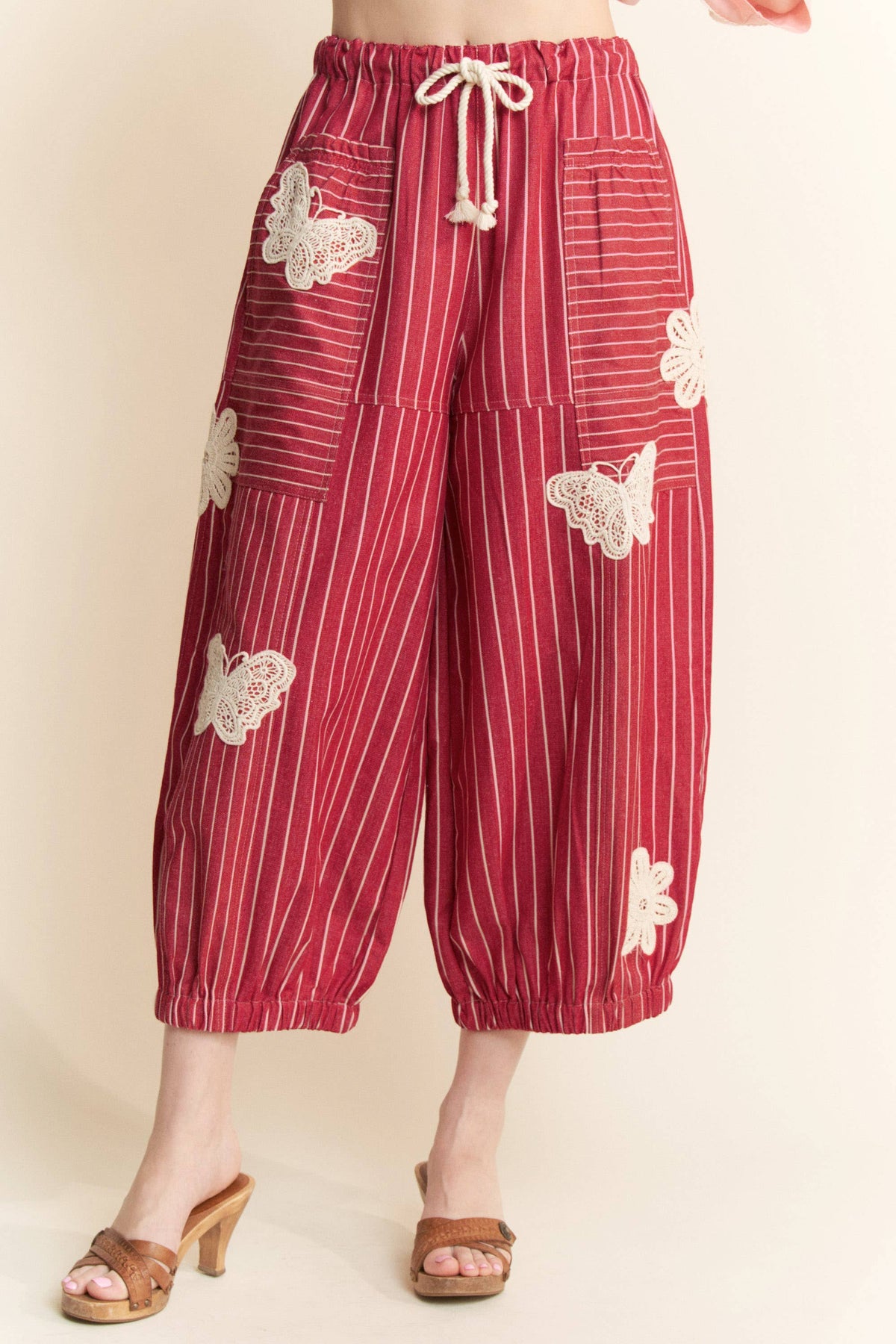 Crochet Applique Striped Barrel Pants