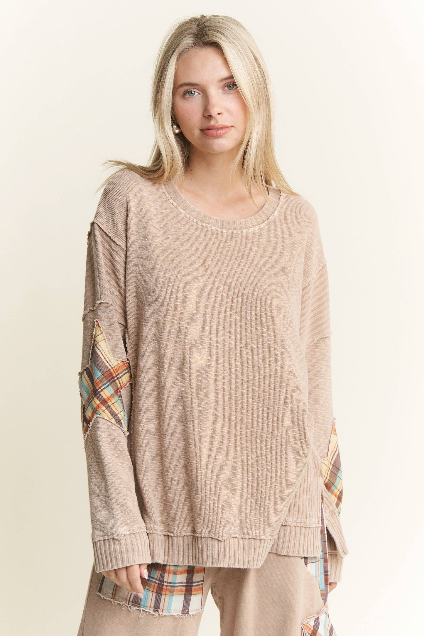 Mineral Wash Plaid Star patched elbow sweater top HT5999
