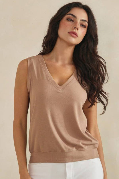 LuxeAir Ribbed Relaxed V-Neck Tank Top - XL