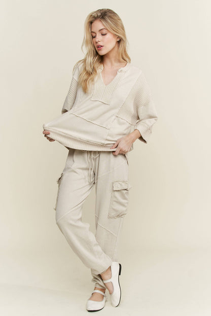 Mineral Washed Split Neckline sweatshirt HT6291