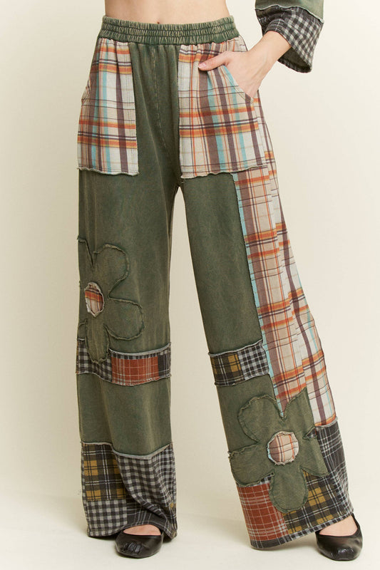 Mineral Washed Plaid Daisy Pants HP6738