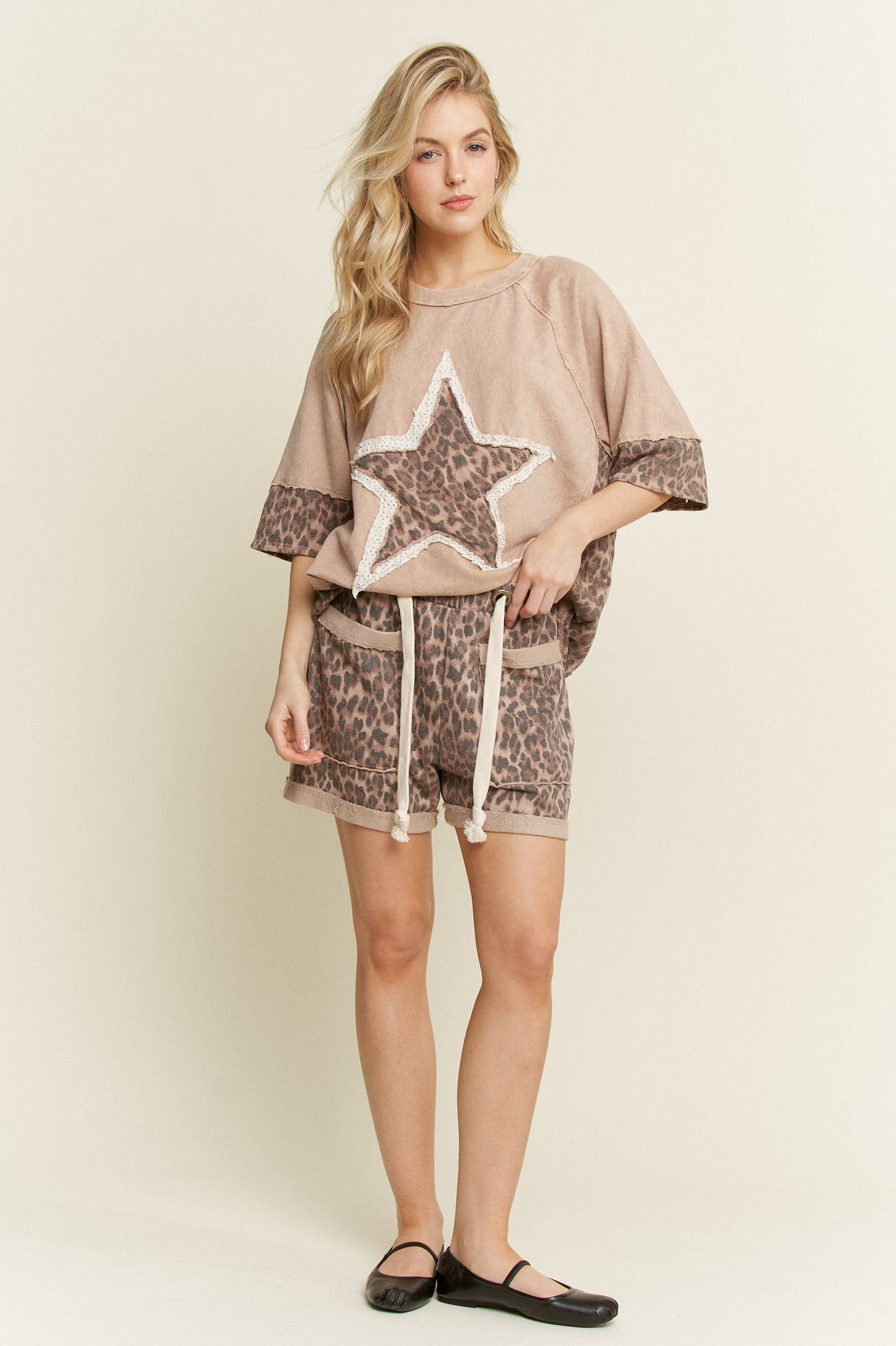 Mineral Washed Leopard Star Half sleeve top HT6628