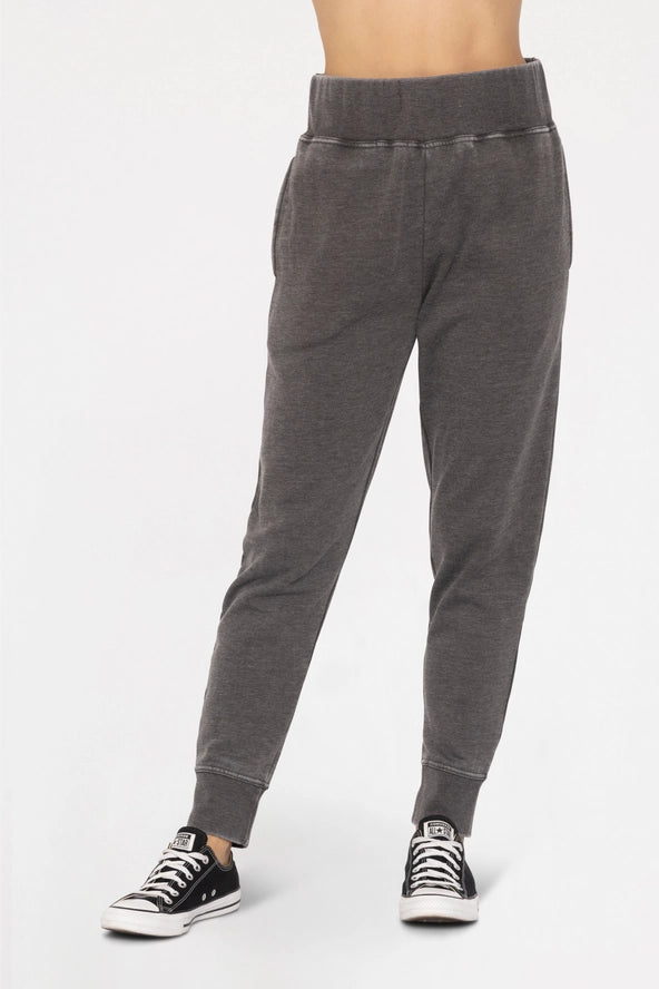 Burned Out Fleece Joggers – Mono B (KPZ12391)