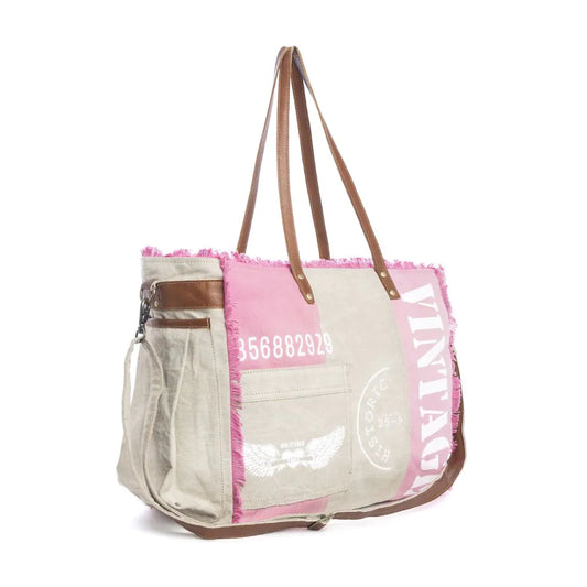 Queen Creek Weekender Bag in Pink Myra