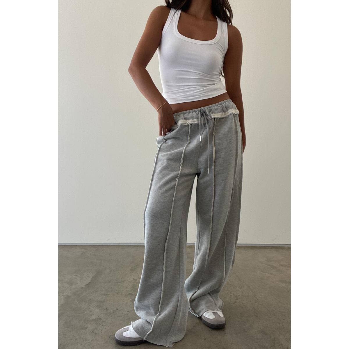 EXPOSED SEAM SWEATPANTS: L / H.GREY