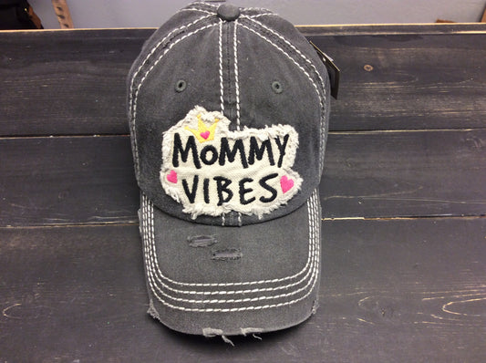 Mommy Vibes Hat dark